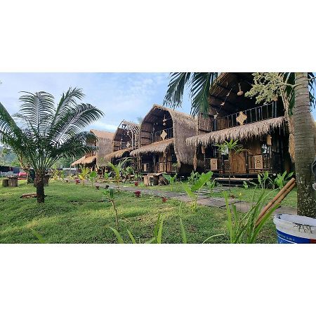 Mahkota Atia Bungallow Praya Exterior foto